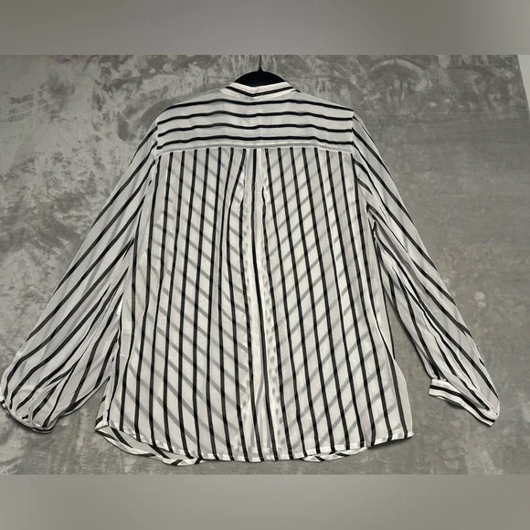 Chico’s Billow Sleeve Blouse Top Sheer Black White Stripe Women’s 12/14 2 - Picture 2 of 9